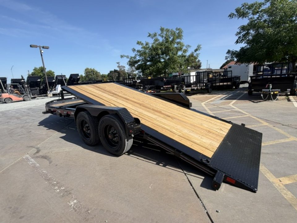 New 2026 Diamond C Trailers HDT210L20X82 7FT X 20FT 23K GVW Tilt Trailer