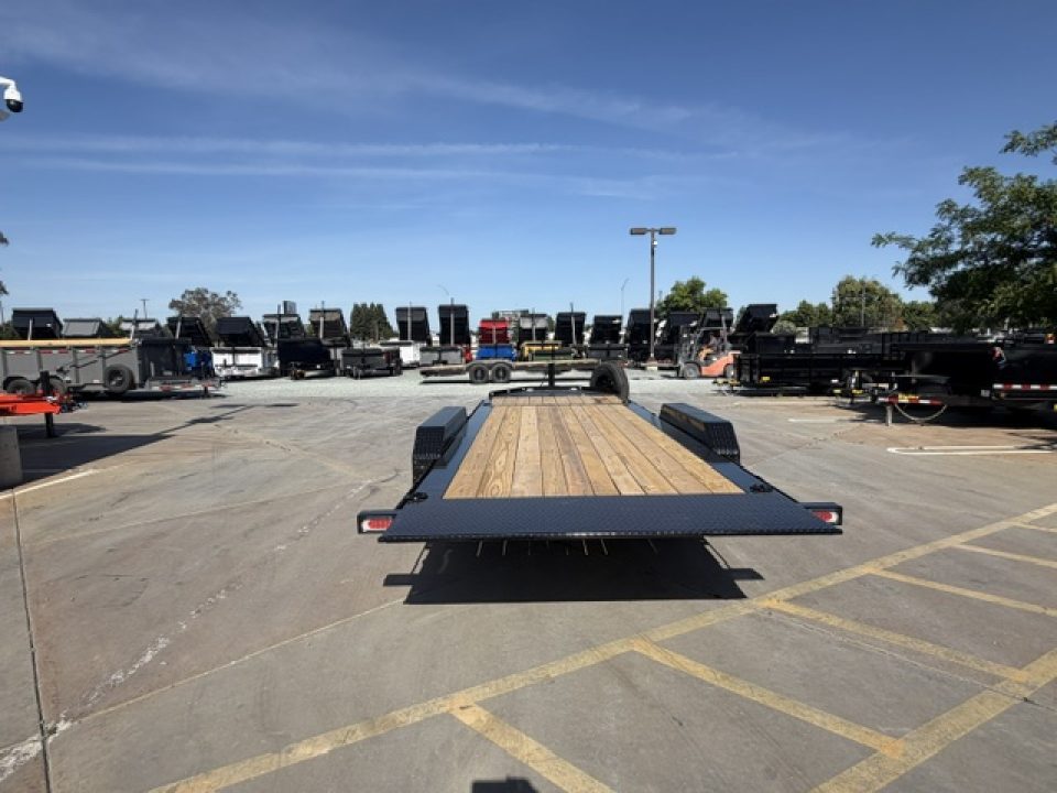 New 2026 Diamond C Trailers HDT210L20X82 7FT X 20FT 23K GVW Tilt Trailer