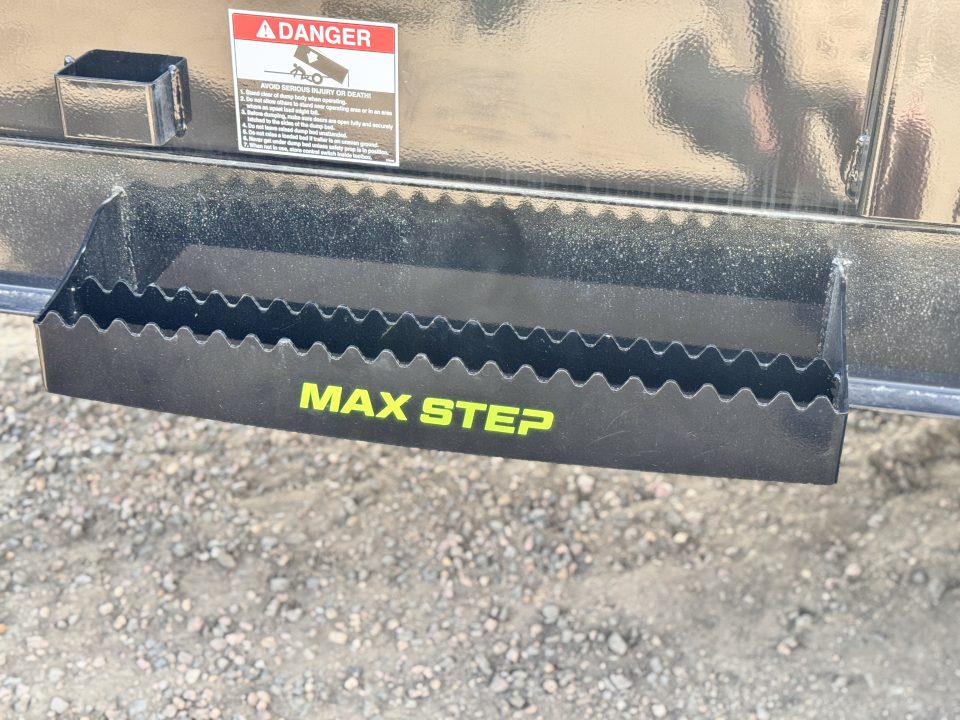 New 2026 Load Trail 7-14-3H Gooseneck Dump W/ 7 Gauge Floor 7K Axles