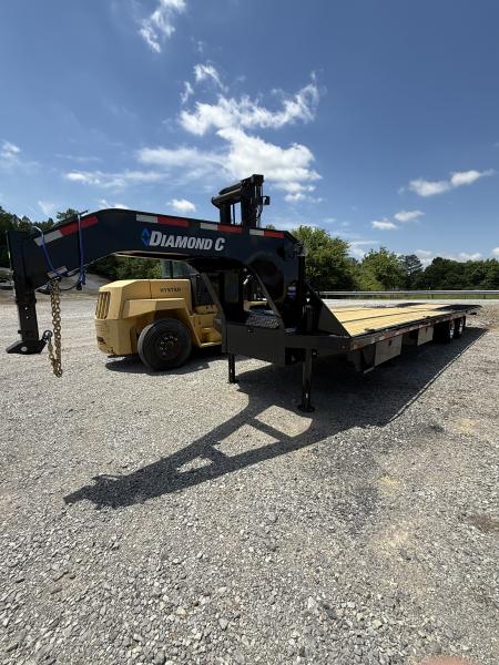 New 2026 Diamond C FMAX 212 35’ Flatbed Trailer, PACESETTER EDITION, HYD DOVETAIL, HYD JACKS, ALUMINUM 17.5 OUTER WHEELS, 18 PLY