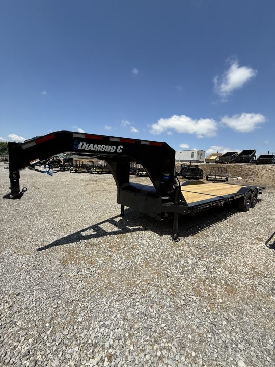 New 2026 Diamond C HXD 210 24’ Gooseneck Equipment Trailer, 23k GVWR, HYDRAULIC JACKS, 102” WIDE, DRIVE OVER FENDERS, 17.5 18 PLY TIRES