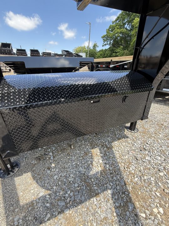 New 2026 Diamond C HXD 210 24’ Gooseneck Equipment Trailer, 23k GVWR, HYDRAULIC JACKS, 102” WIDE, DRIVE OVER FENDERS, 17.5 18 PLY TIRES