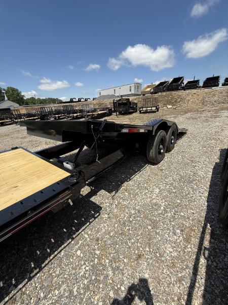 New 2026 Diamond C HXD 210 24’ Gooseneck Equipment Trailer, 23k GVWR, HYDRAULIC JACKS, 102” WIDE, DRIVE OVER FENDERS, 17.5 18 PLY TIRES