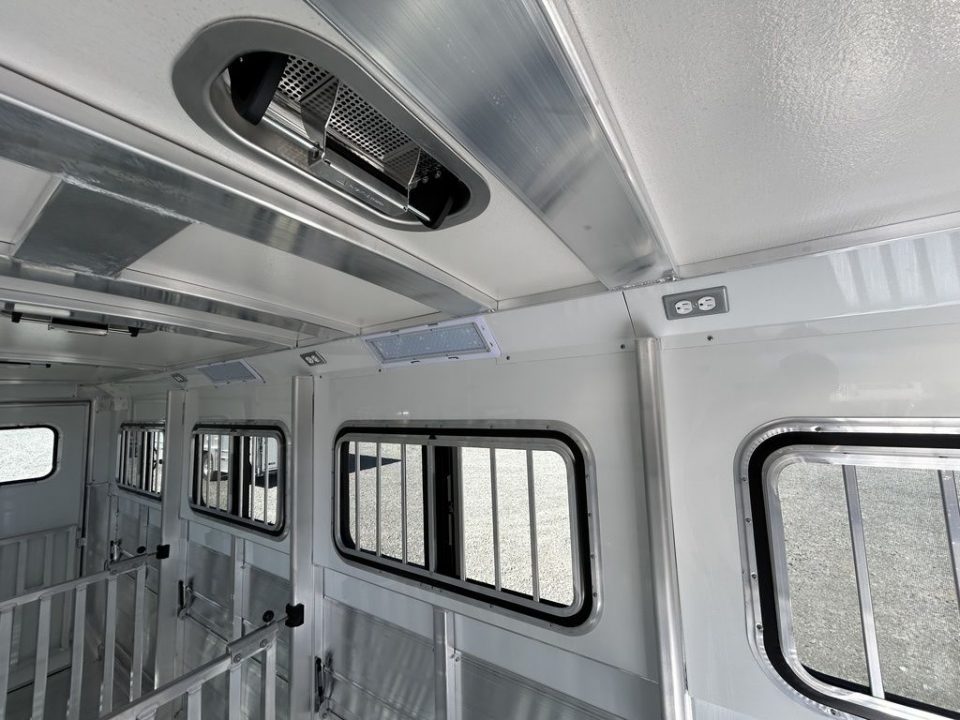 New 2026 Cimarron Showstar 309 Bumperpull Pen System