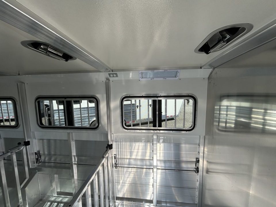 New 2026 Cimarron Trailers Showstar 751