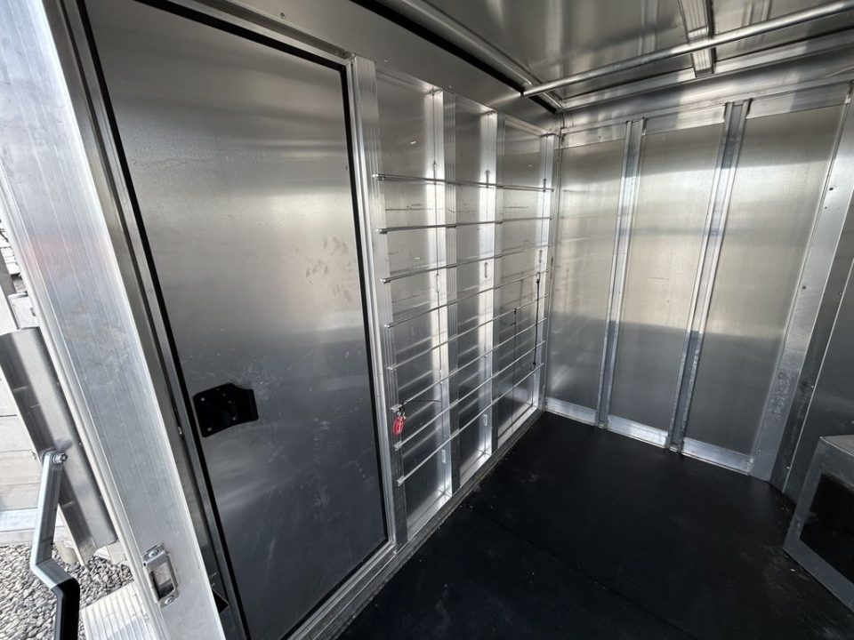 Used 2022 Exiss Trailers Exhibitor 871