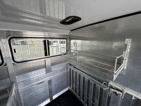 Used 2022 Exiss Trailers Exhibitor 871