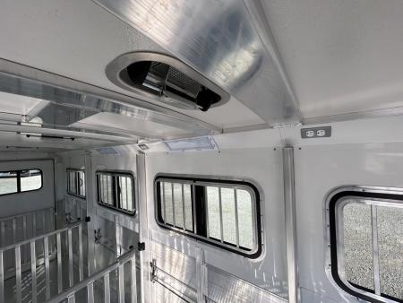 New 2026 Cimarron Trailers Showstar 307