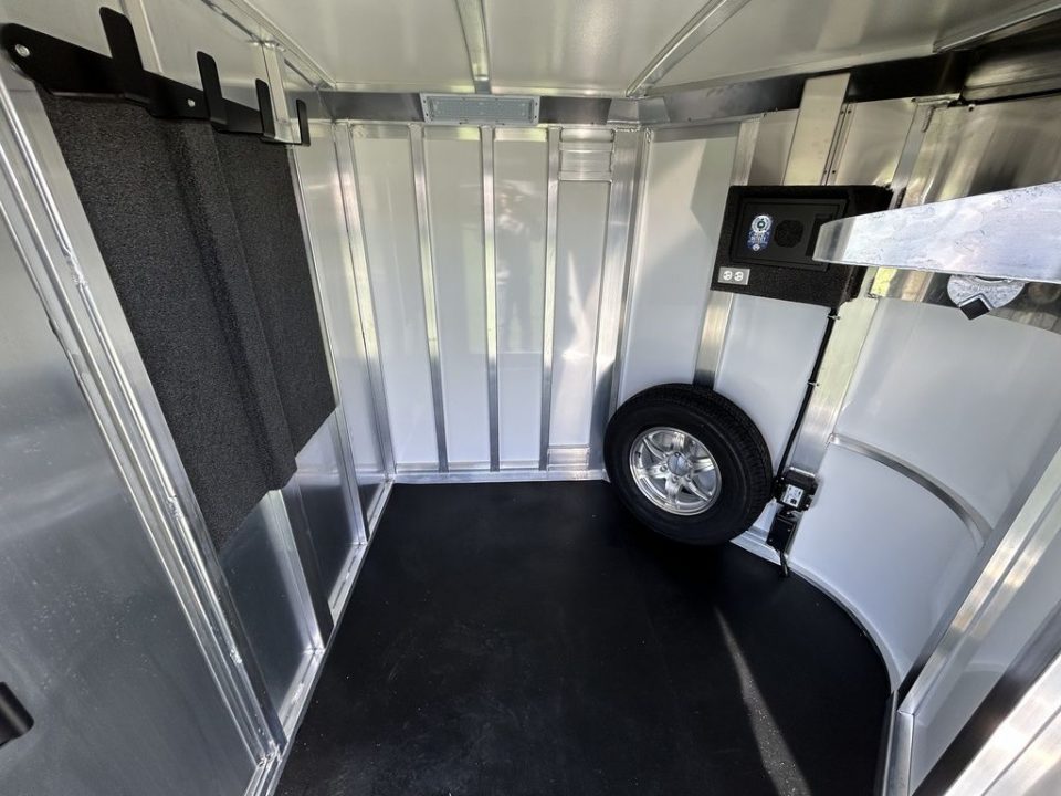 New 2026 Cimarron Trailers Showstar 311