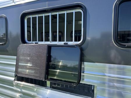 New 2026 Cimarron Trailers Showstar 311