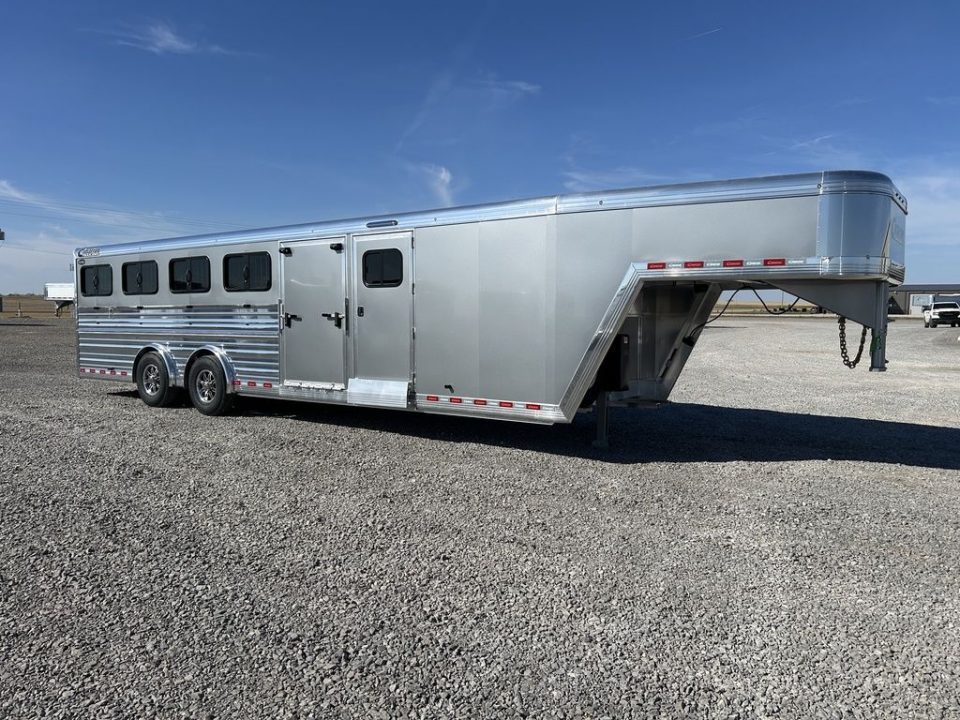 New 2027 Cimarron Trailers Showstar 317
