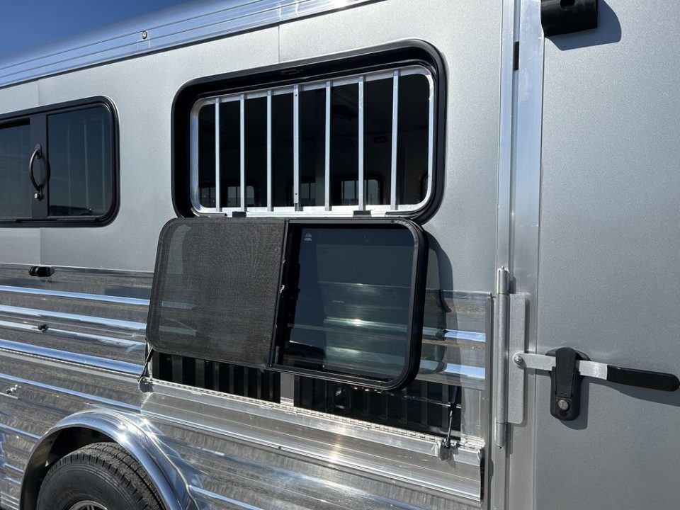 New 2027 Cimarron Trailers Showstar 317