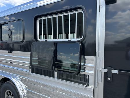 New 2026 Cimarron Showstar 319