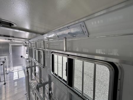 New 2026 Cimarron Trailers Showstar 754