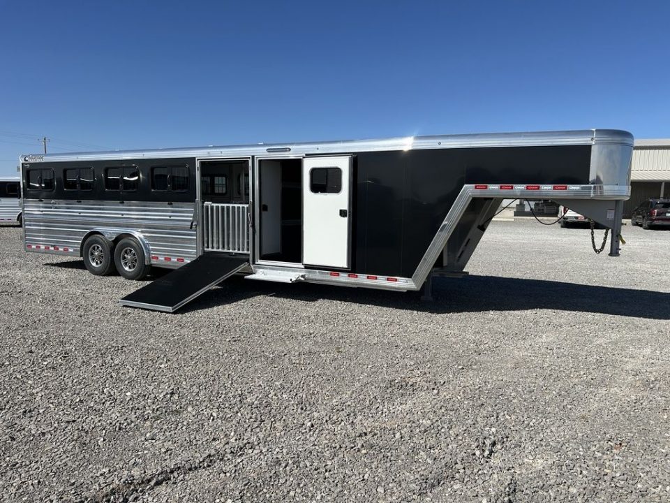 New 2026 Cimarron Trailers Showstar 755