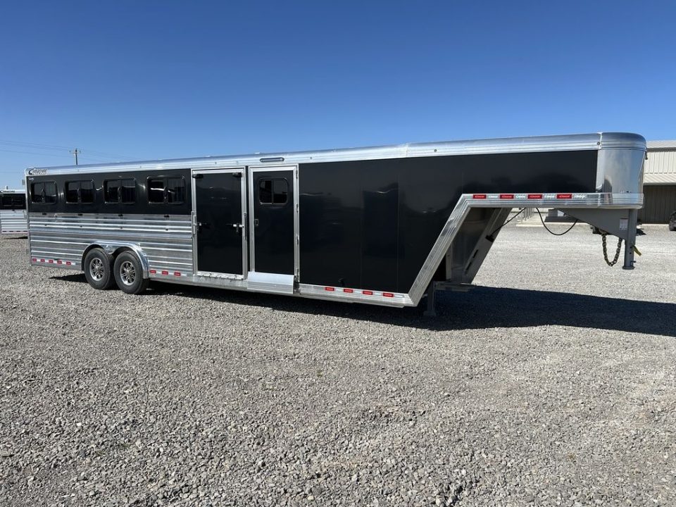 New 2026 Cimarron Trailers Showstar 755