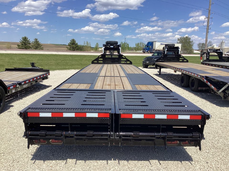 New 2026 Midsota FB32 GN Flatbed Trailer