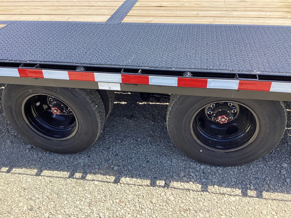New 2026 Midsota FB32 GN Flatbed Trailer