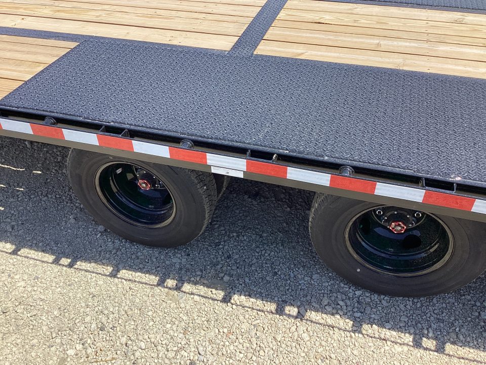New 2026 Midsota FB32 GN Flatbed Trailer