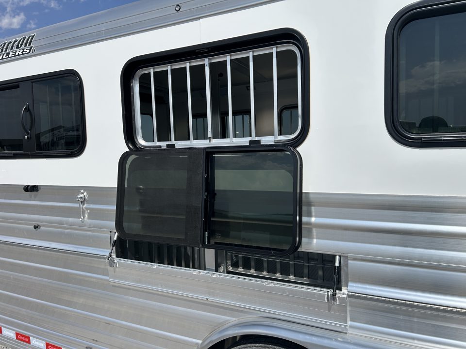 New 2026 Cimarron Showstar 756