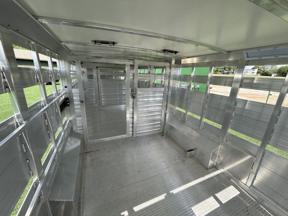 New 2026 Cimarron Trailers Lonestar 890