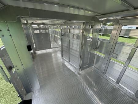 New 2026 Cimarron Trailers Lonestar 890