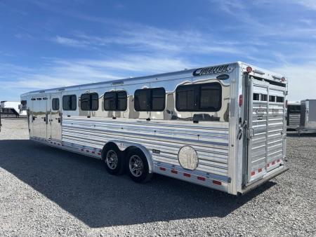 Used 2022 Cimarron Trailers Showstar 458