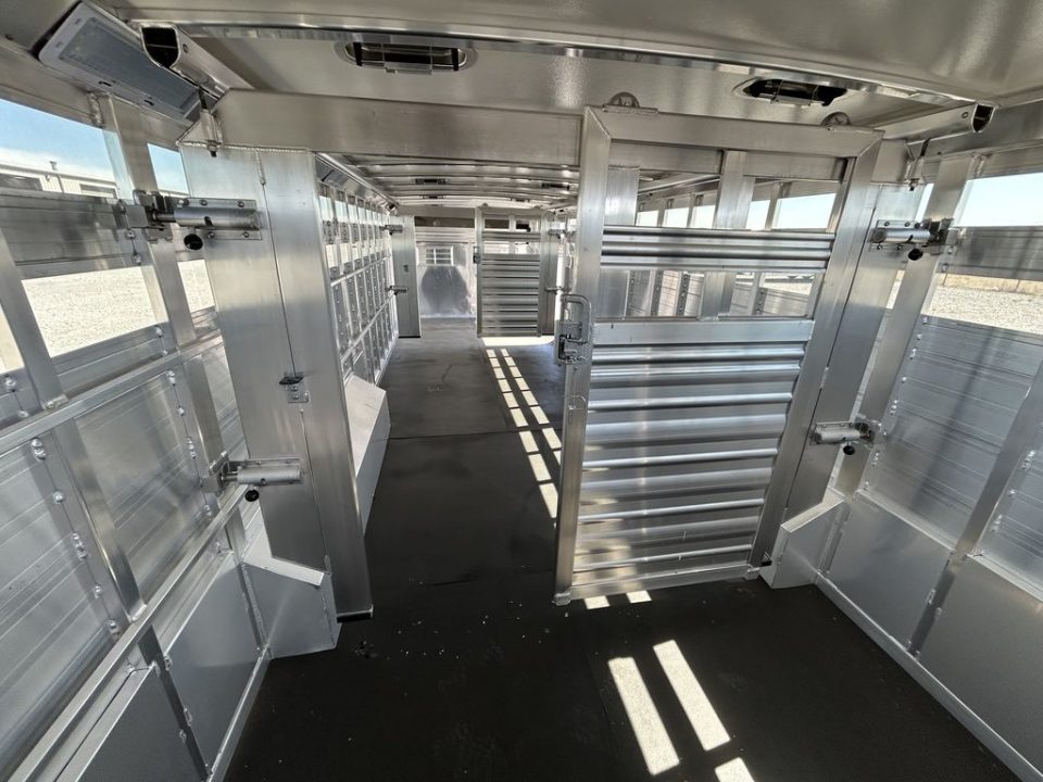 New 2026 Cimarron Trailers Lonestar 996