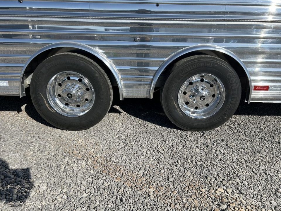 New 2027 Cimarron Showstar 068