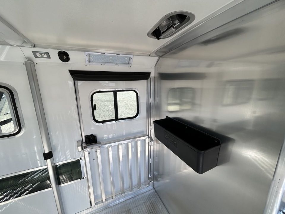 New 2027 Cimarron Showstar 068