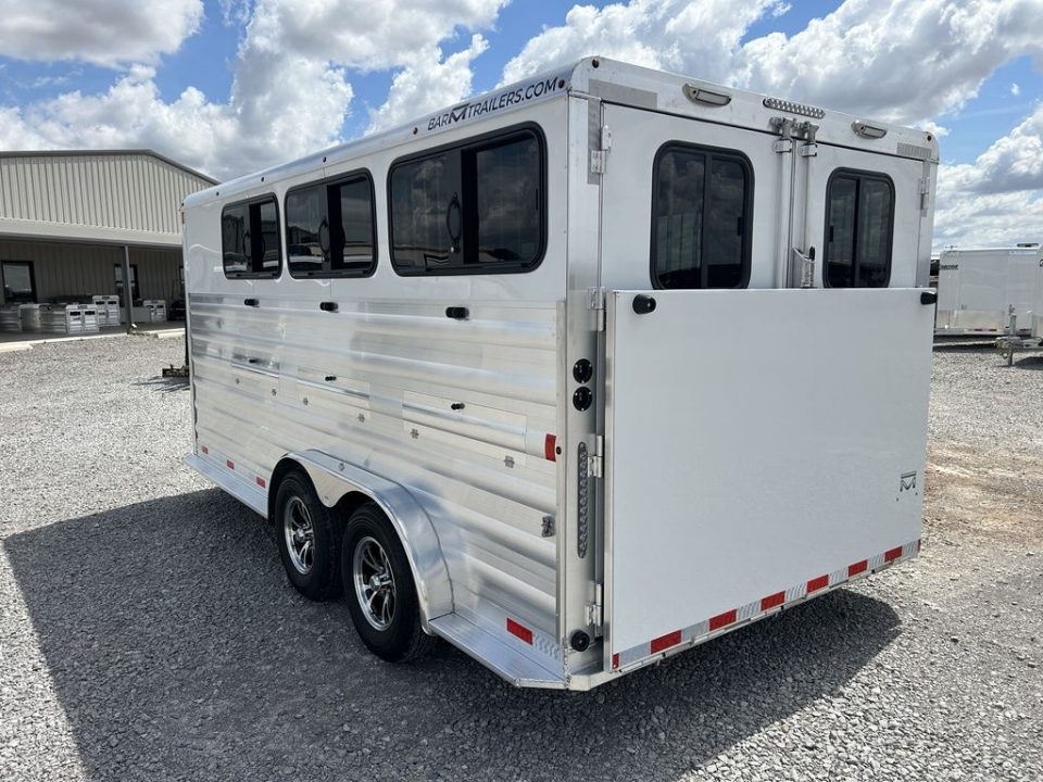 New 2026 Bar-M Trailers 6-pen 579