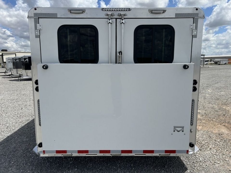 New 2026 Bar-M Trailers 6-pen 579