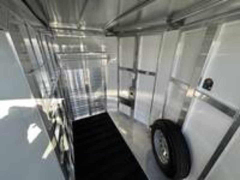 New 2026 Bar-M Trailers 6-pen 579