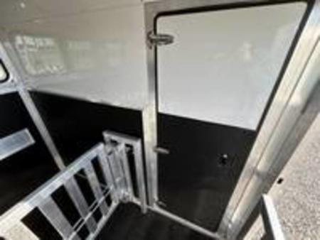 New 2026 Bar-M Trailers 6-pen 579