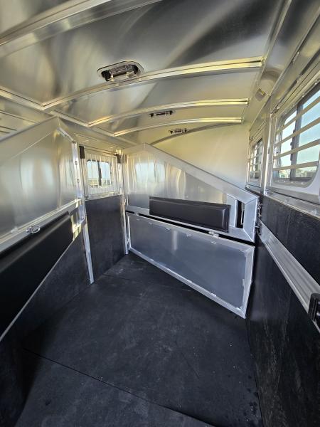 New 2026 Elite Mustang 3 Horse Trailer