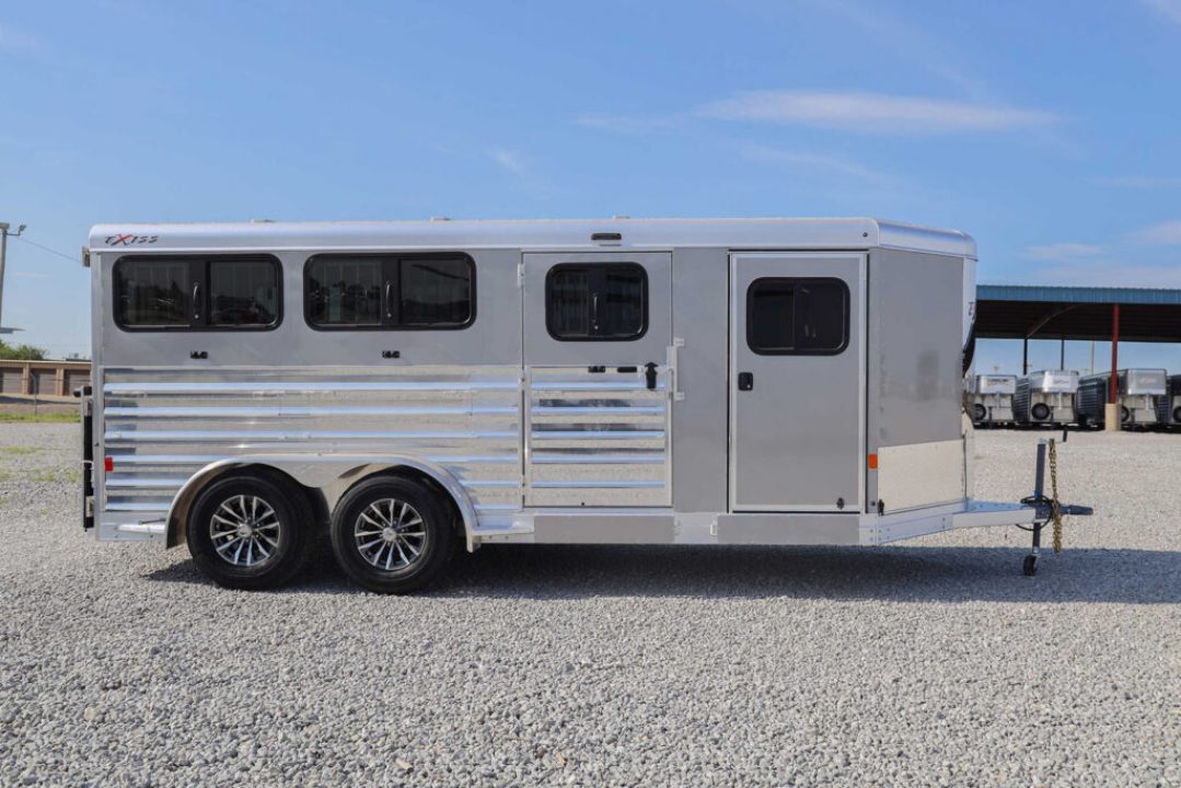 New 2026 Exiss 8 Pen Exhibitor Trailer 7020W