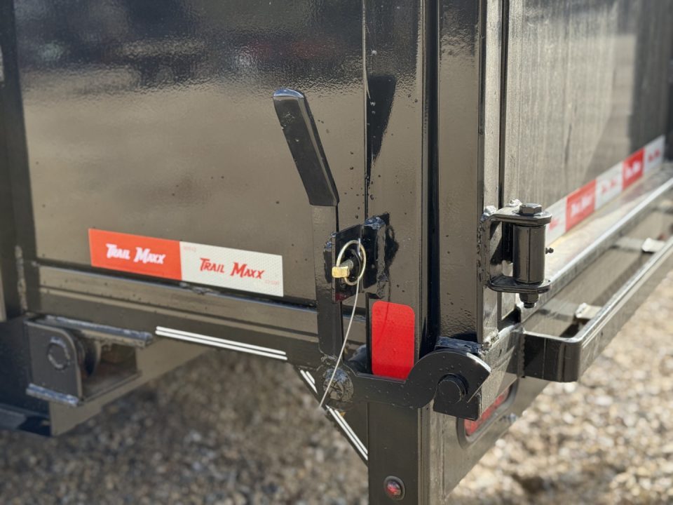 New 2026 Trail Maxx 83x14x2 Bumper Pull / Telescopic Hoist / 14 Ply Tires w/Spare / 14k GVWR Dump Trailer