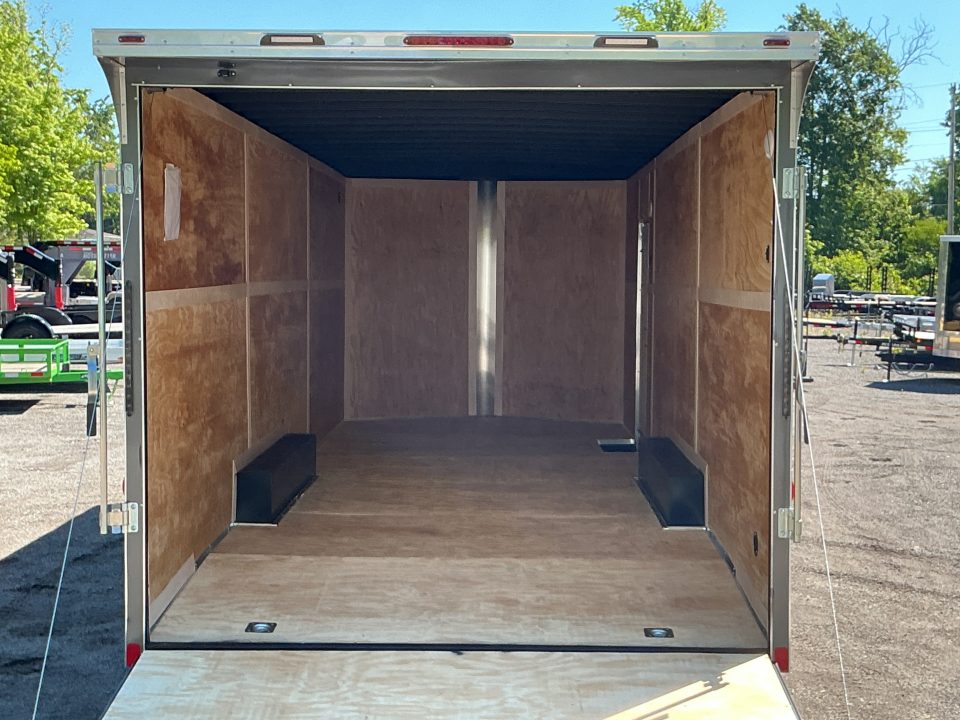 New 2025 HOMESTEADER TRAILER Intrepid 8.5' x 24' x 7' 10K HD Package Cargo / Enclosed Trailer