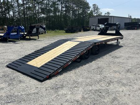 New 2026 Diamond C FMAX210 Hydraulic Dovetail 30ft (18ft Deck+12ftDovetail) , Super Single 10K Axles