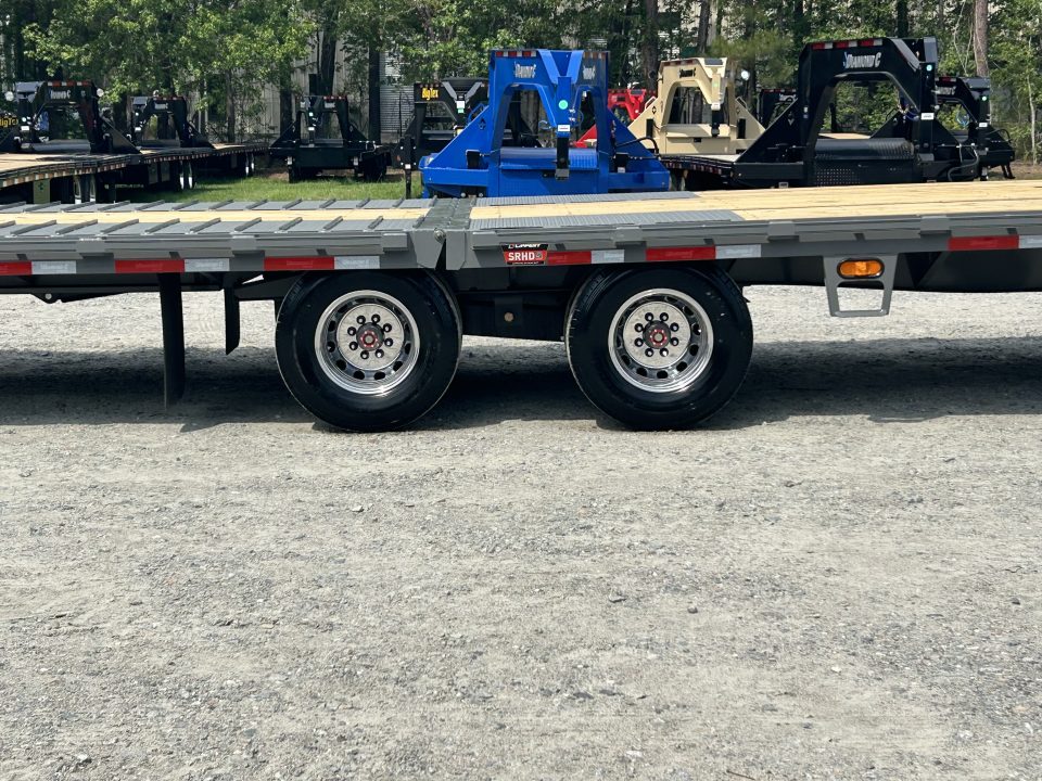New 2026 Diamond C FMAX210 Hydraulic Dovetail Gooseneck, 30ft Deck ( 18ft Deck +12ft Dovetail ) Hyd Jacks