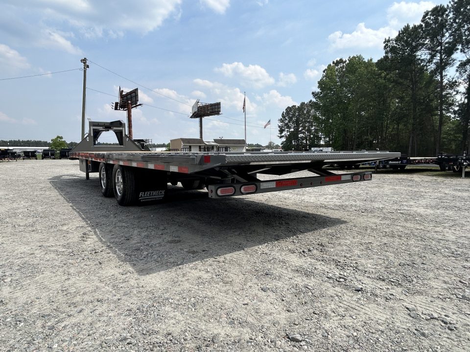 New 2026 Diamond C FMAX210 Hydraulic Dovetail Gooseneck, 30ft Deck ( 18ft Deck +12ft Dovetail ) Hyd Jacks