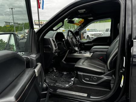Used 2019 Ford F150 SuperCrew Cab Platinum Truck