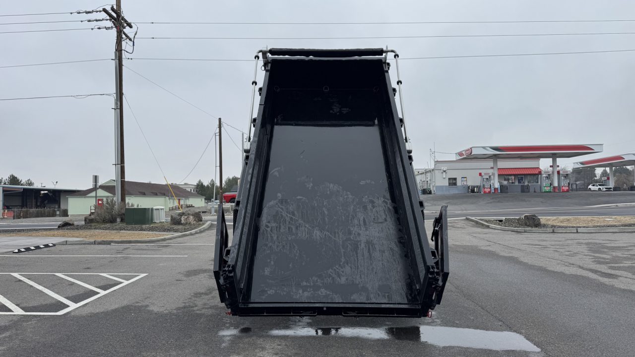 New 2025 Midsota 82 x 16 Versa Dump 15.4K BP Scissor Dump Trailer