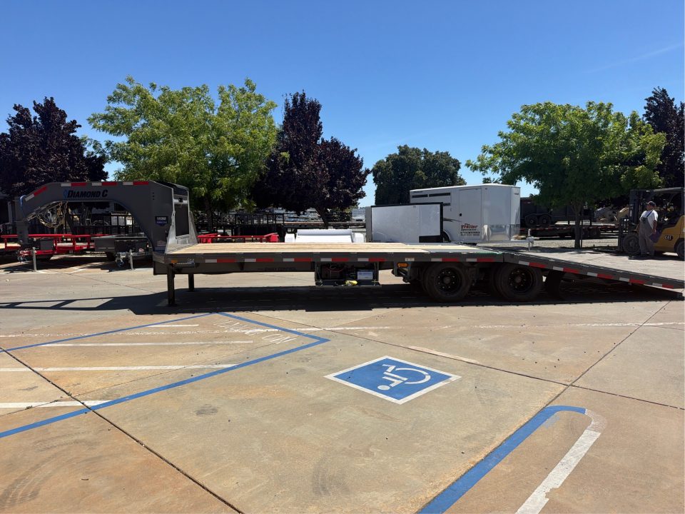 New 2026 Diamond C Trailers FMAX216L30X102HDT 8.5FT X 30FT 40K GVW Equipment Trailer
