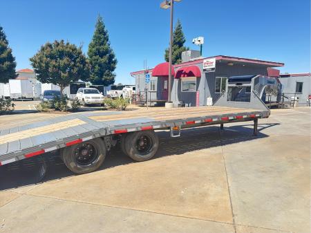New 2026 Diamond C Trailers FMAX216L30X102HDT 8.5FT X 30FT 40K GVW Equipment Trailer