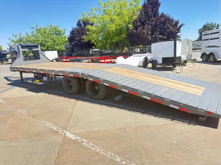 New 2026 Diamond C Trailers FMAX216L30X102HDT 8.5FT X 30FT 40K GVW Equipment Trailer