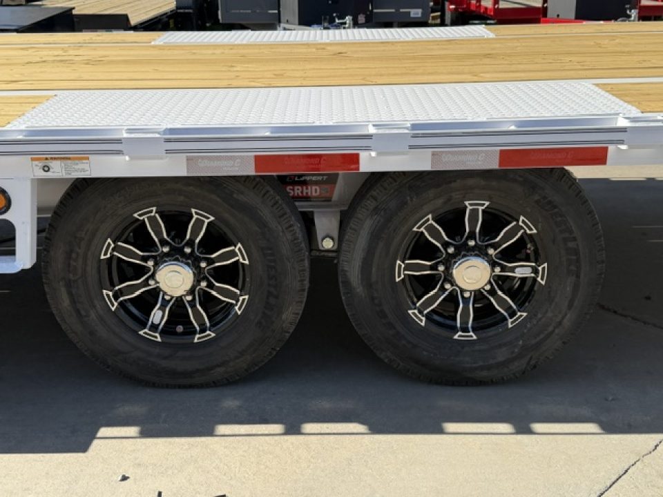 New 2026 Diamond C Trailers DET207L22X102 8.5FT X 22FT 15.5K GVW Tilt Trailer