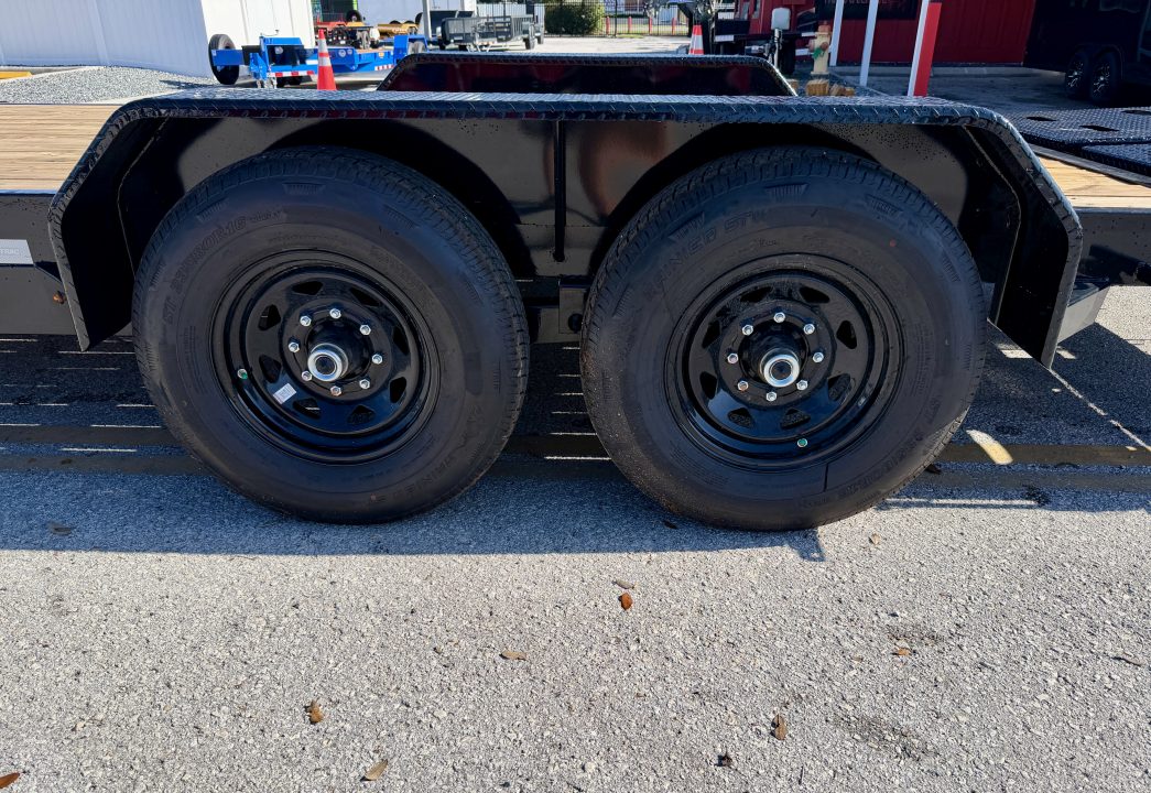 New 2026 Sure-Trac 7X20 14K Equipment Trailer
