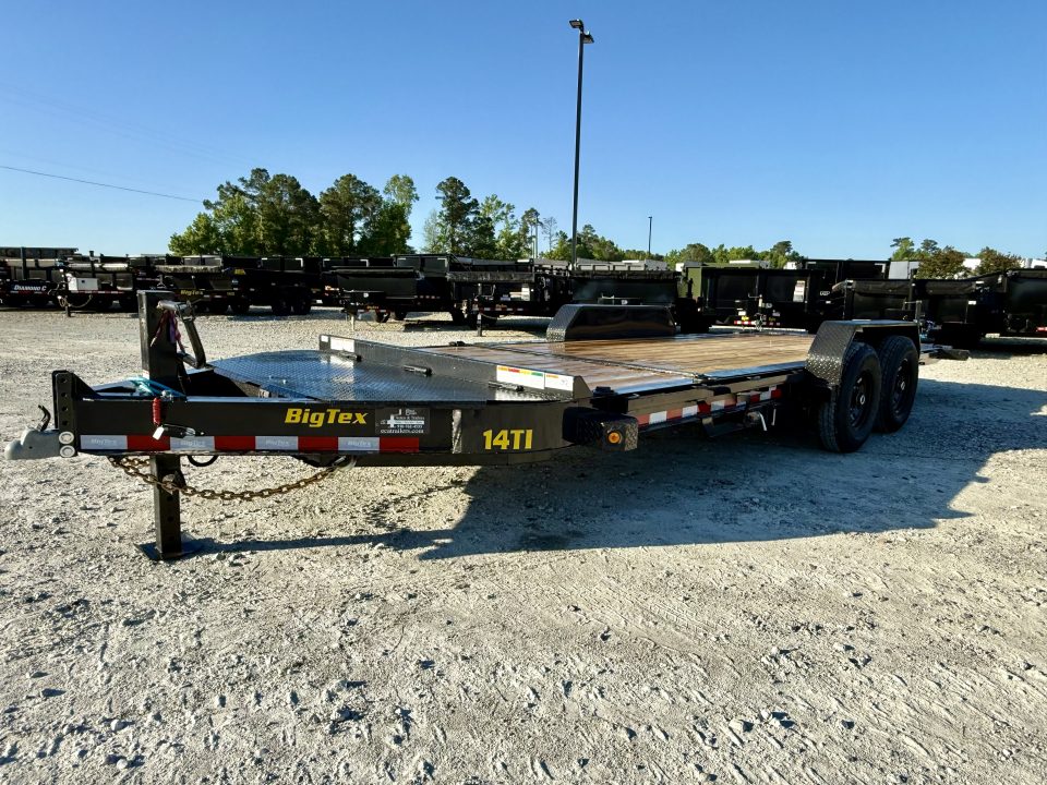 New 2027 Big Tex Trailers 14TI-20A-BK Tilt Trailer