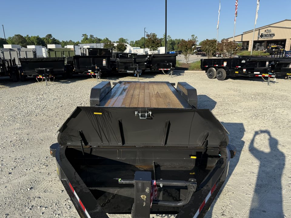 New 2027 Big Tex Trailers 14TI-20A-BK Tilt Trailer